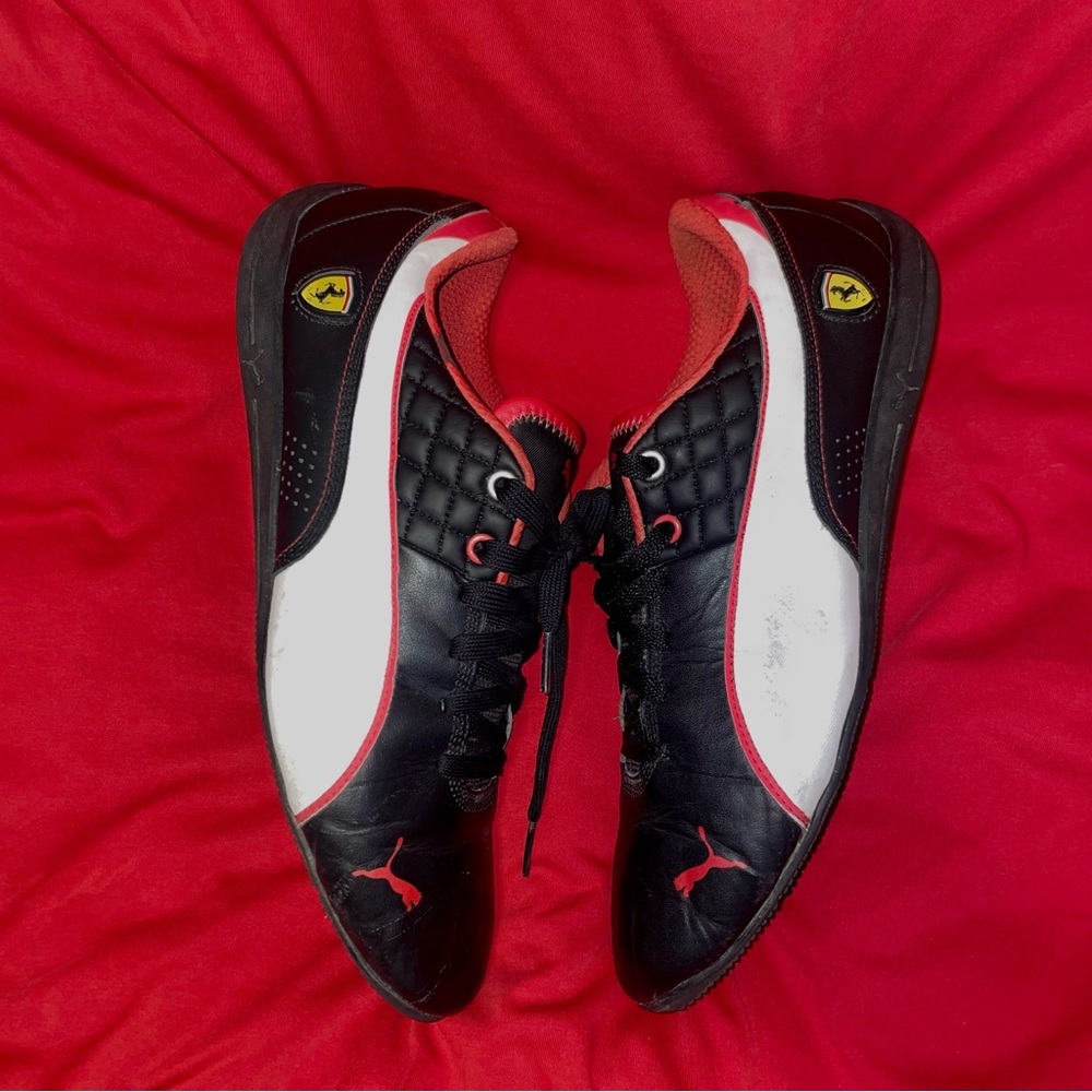 Puma Black and Red Sneakers Sleek Design